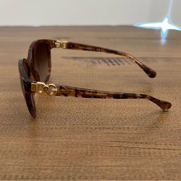 Dolce & Gabbana Sunglasses DG4162P With Case - Picture 7 of 15